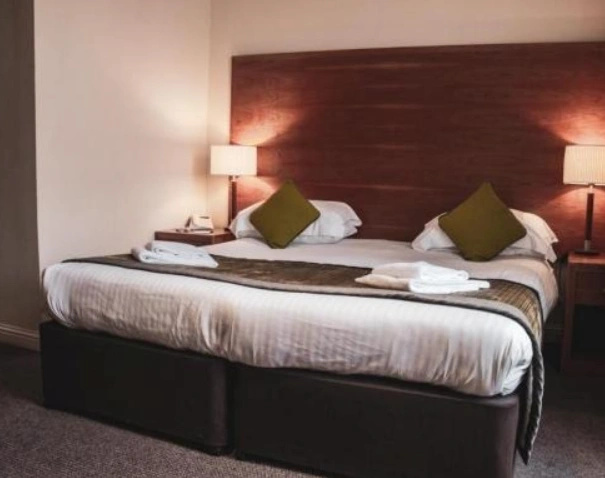 Angus Hotel Room Type - Standard Double room (full double bed)