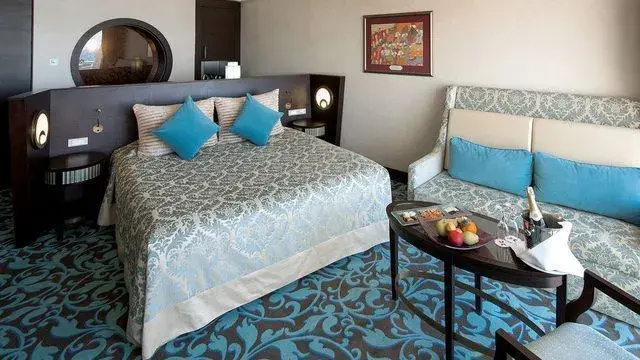 Executive Classic Double room (full double bed)