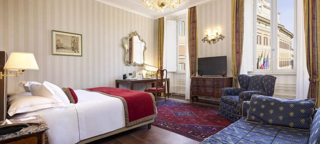 Hotel Nazionale Room Type - EXECUTIVE, DOUBLE OR TWIN BED