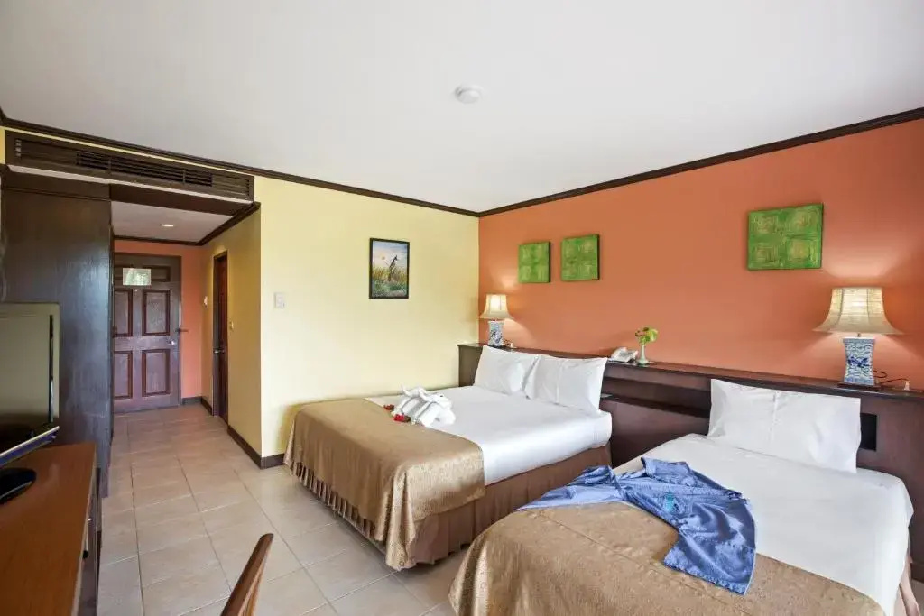 Double room (twin beds)