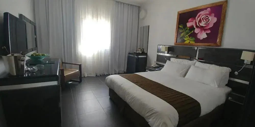 Urban Double room (full double bed)
