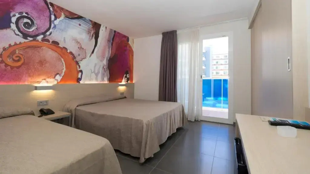 Riviera Hotel - Chambres