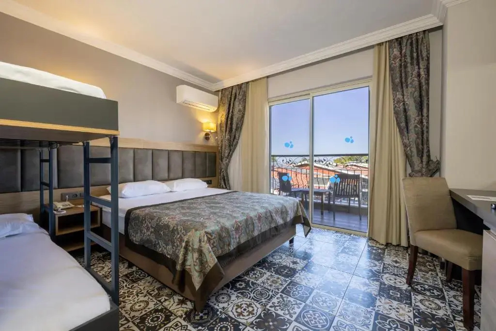 Курорт Crystal Aura Beach Resort & Spa – All Inclusive — фото