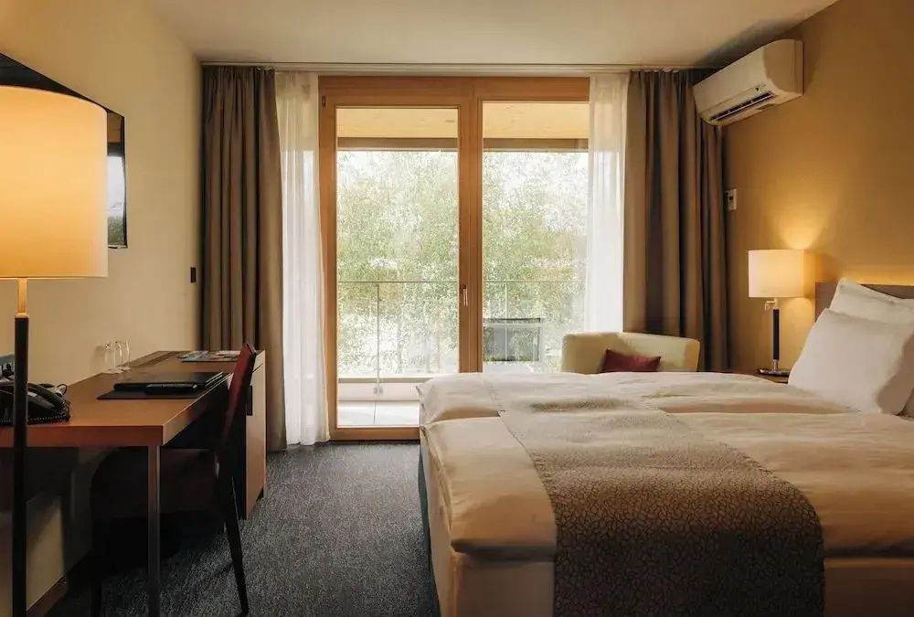 Sporthaus (Annex) Double room (full double bed)