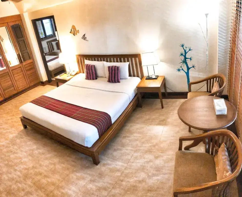 Номер семейный Deluxe с 2 комнатами в Birds and Bees Resort