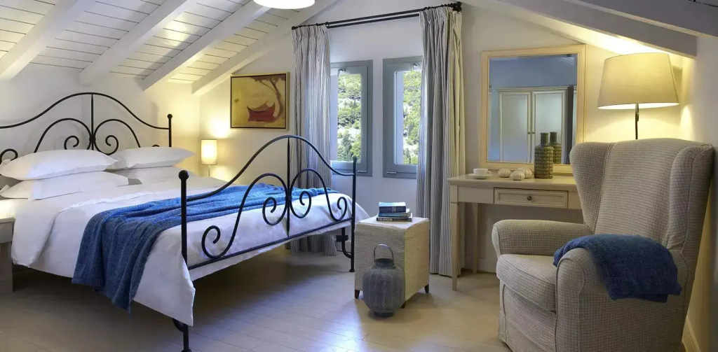 3 Bedrooms Nikolis Villa