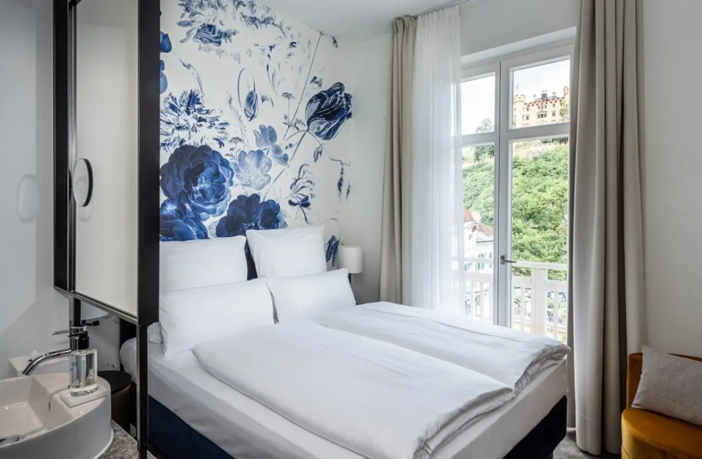 Standard Double room (full double bed) (bed type is subject to availability)