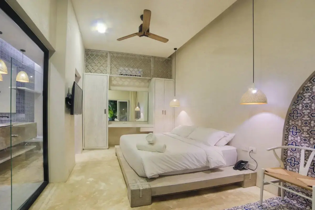 Garden Double room Pool View (full double bed)