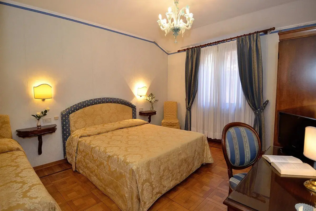 Superior Double room (twin beds)