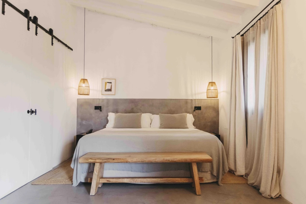 Vineyard Terrace Double Suite (full double bed)