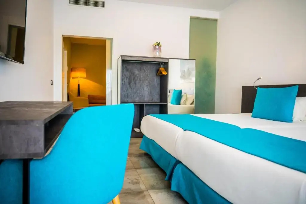 Quadruple Suite