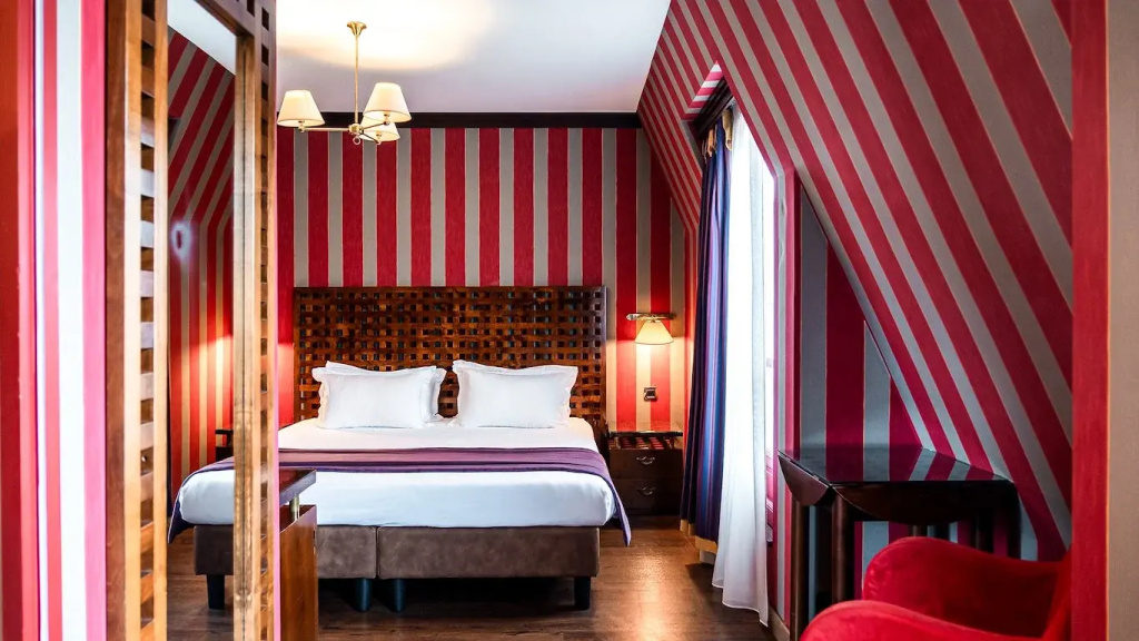 Superior Double room (full double bed)