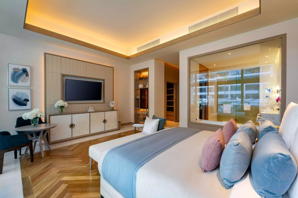 1 BED Poolside w/Pool Double room (full double bed)