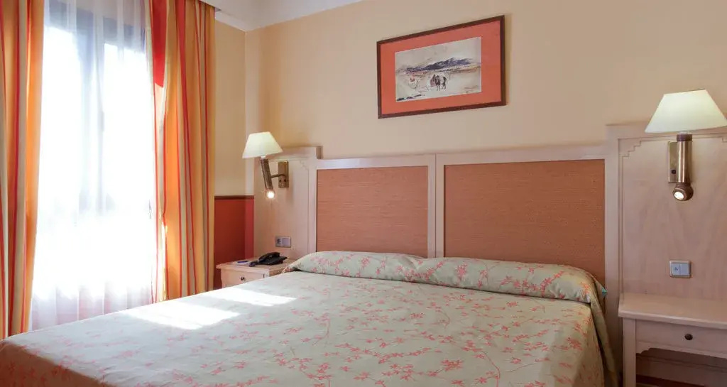 1 Bedroom Double Apartment (full double bed)
