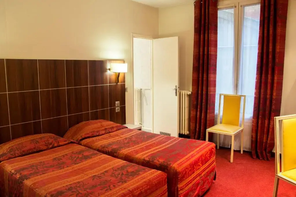 Hôtel Terminus Montparnasse 113