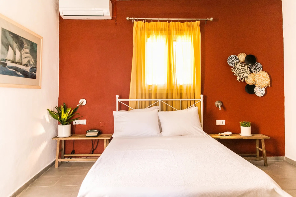 Double Junior Suite with sea view (full double bed)