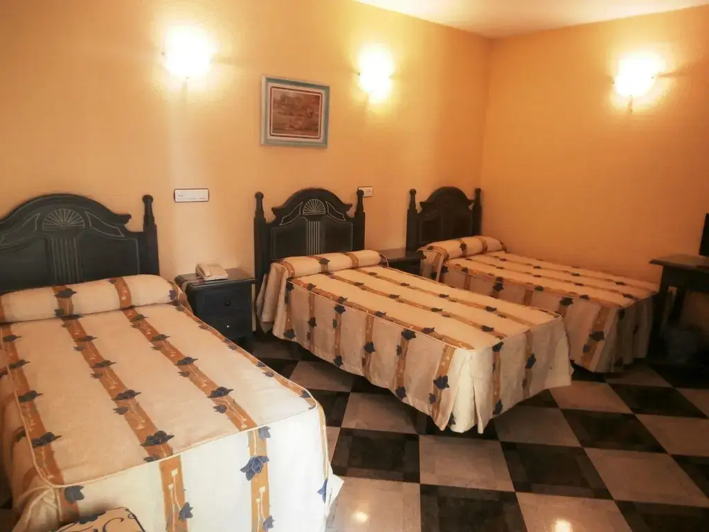 Triple room