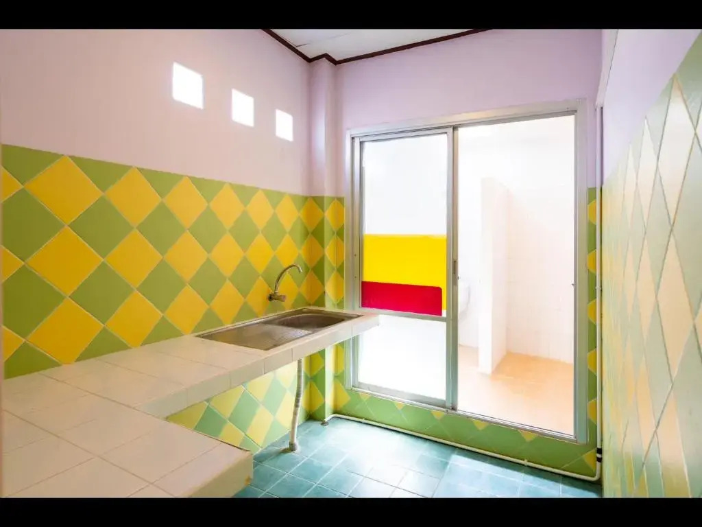 Четырёхместное бунгало Family в Good Days Lanta Beach Resort