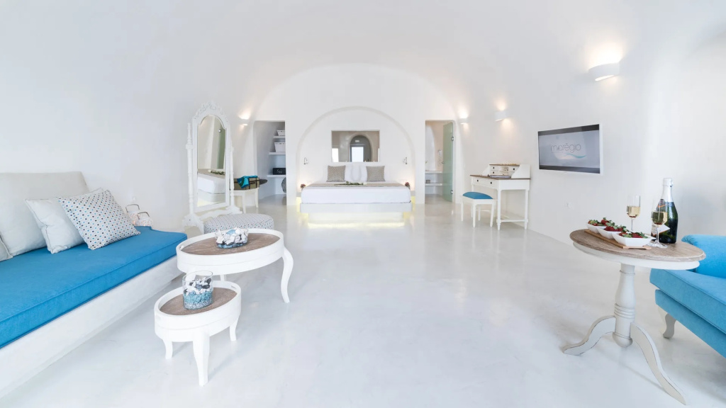 Honeymoon with Outdoor Heated Plunge Pool with Jets Double Suite (full double bed)