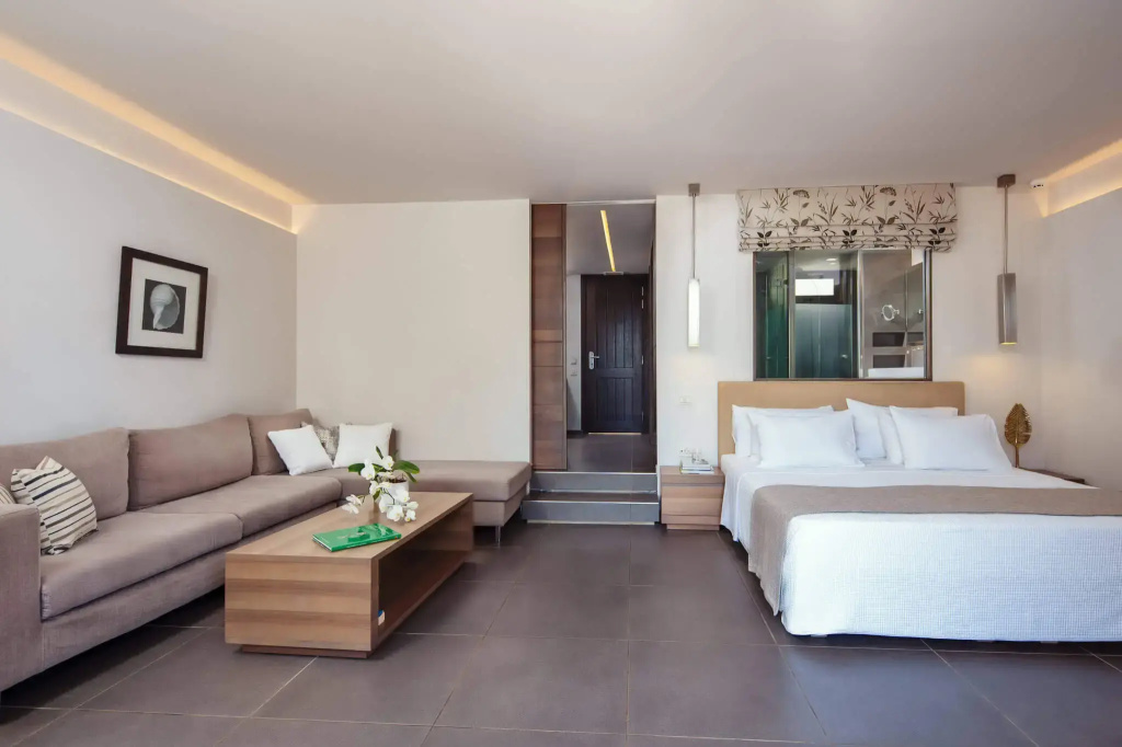 Double Junior Suite seafront (full double bed)