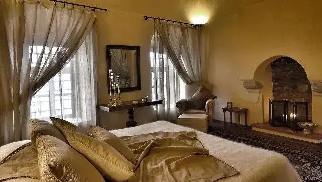 Water Garden Double Suite (full double bed)