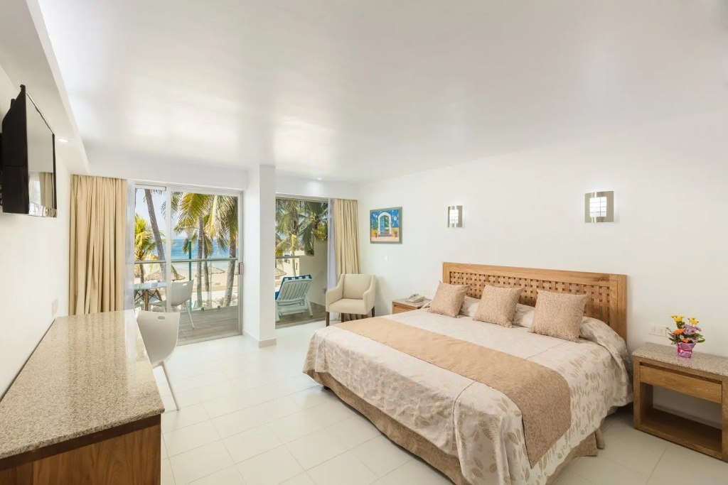 Superior with Terrace Double room (full double bed)