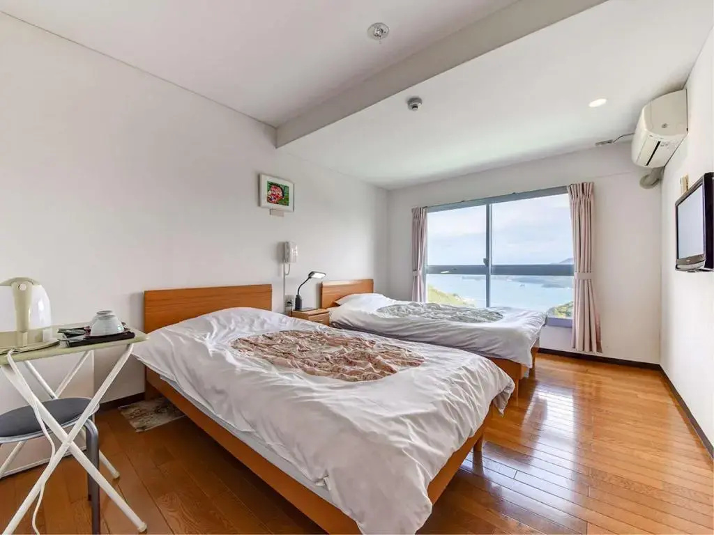 Double room twin beds