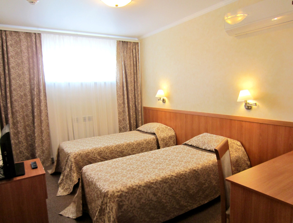 Economy Double Basement room (full double bed)