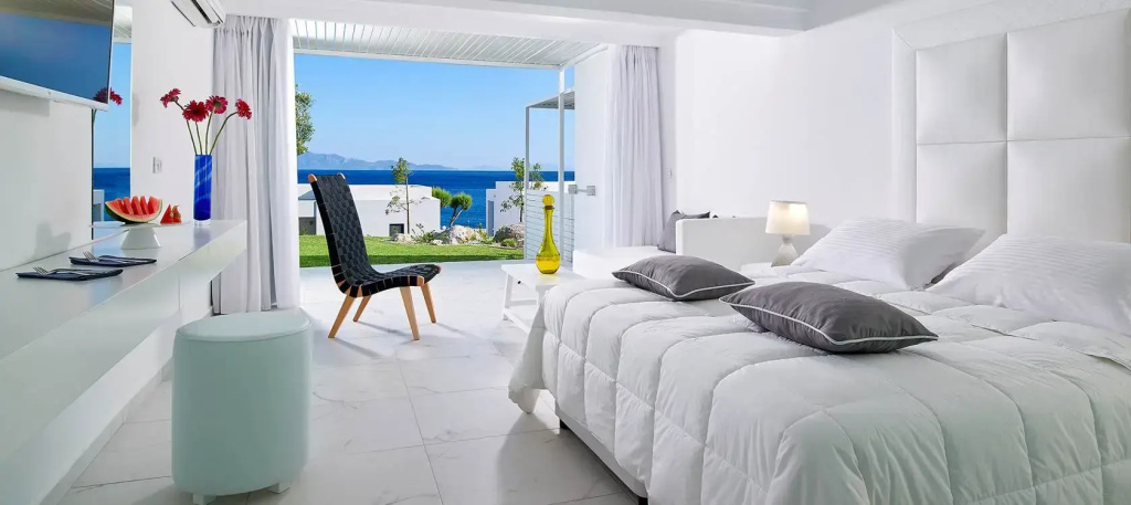 Double Bungalow with sea view (full double bed)