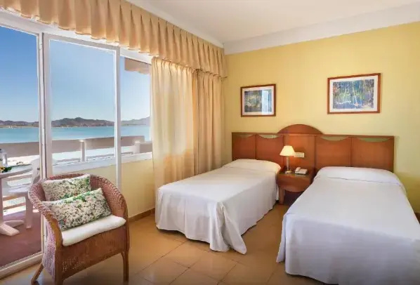 Hotel Izán Cavanna - Chambres