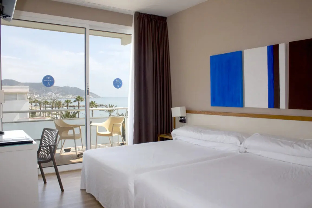 Subur Maritim Hotel - Chambres