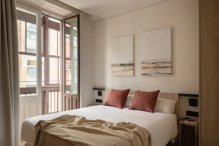 1 Bedroom Double Apartment (full double bed)