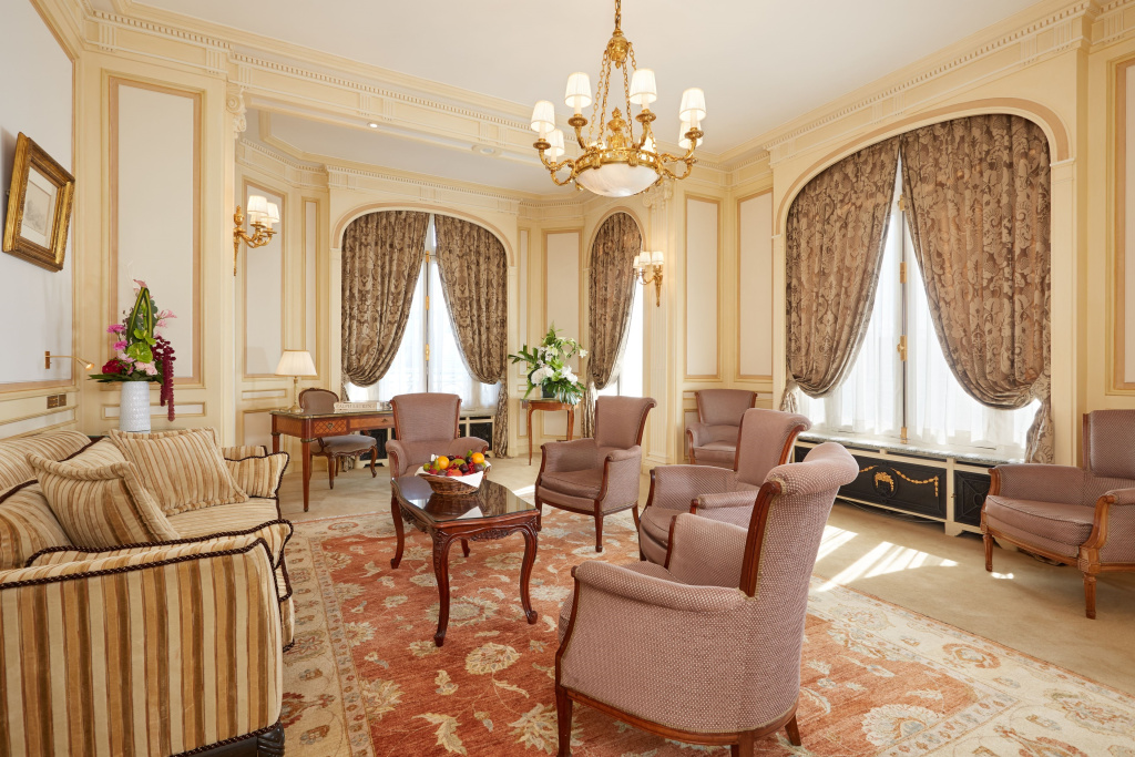 Presidential Double Suite (twin beds)