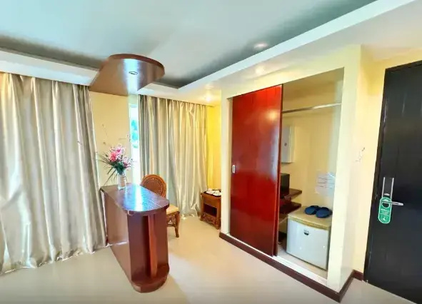 Golden Phoenix Hotel Boracay - Tap to explore photos