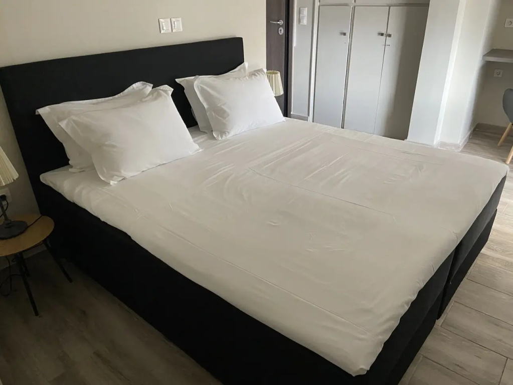 Double Junior Suite (full double bed)