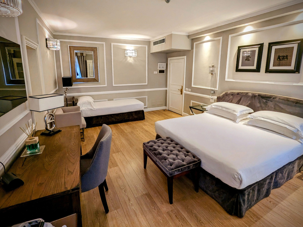 Superior Via Dei Calzaiuoli View Double room (twin beds)
