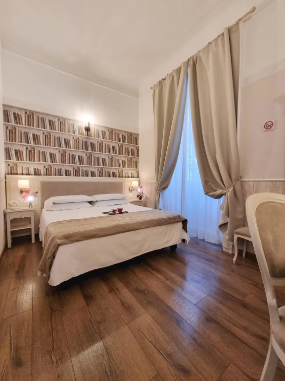 Double room (full double bed)