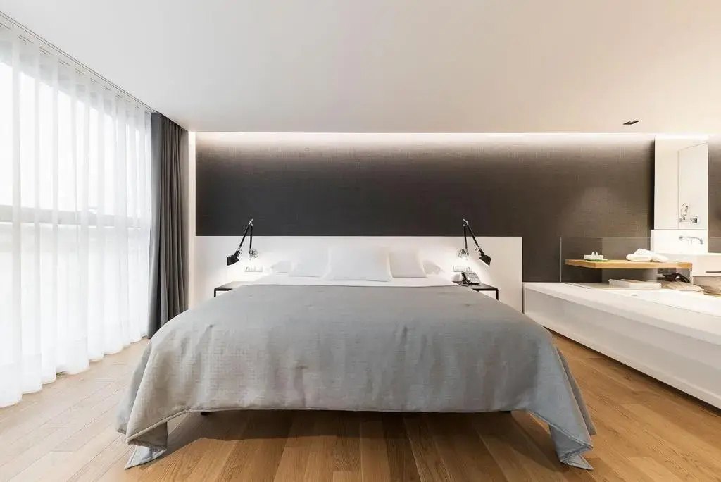 Superior Double room (full double bed)