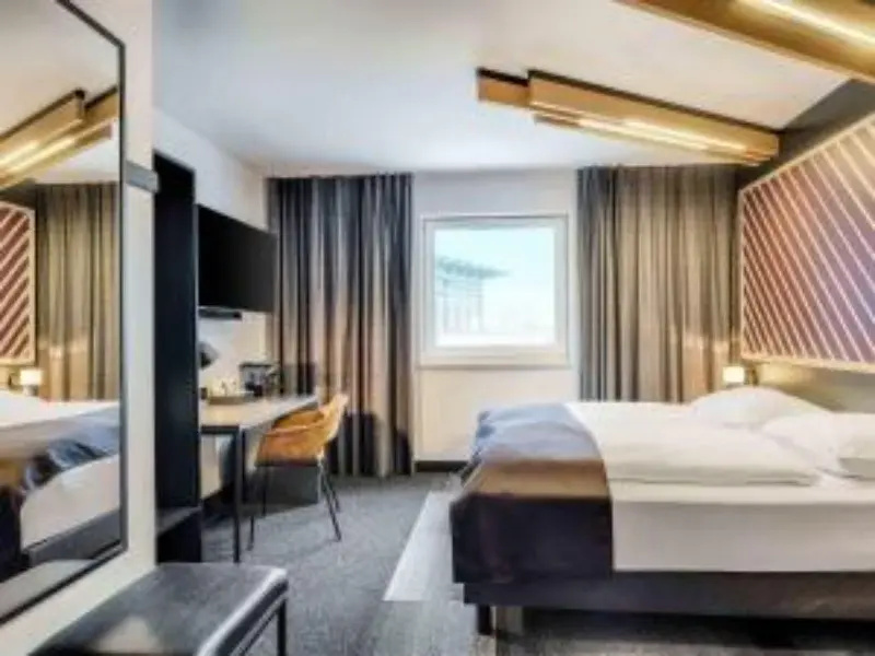 Superior Double room (full double bed)