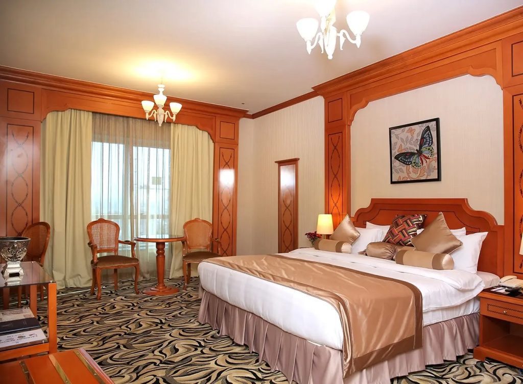 Deluxe Double room (full double bed)