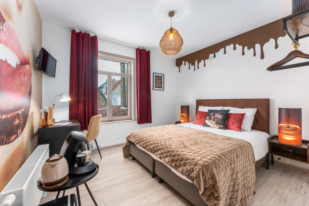 The Hot Chocolate Double room (full double bed)