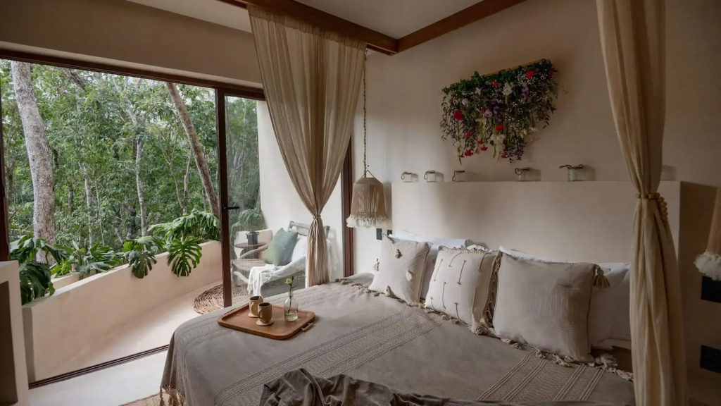 Panoramic Double Penthouse (full double bed)