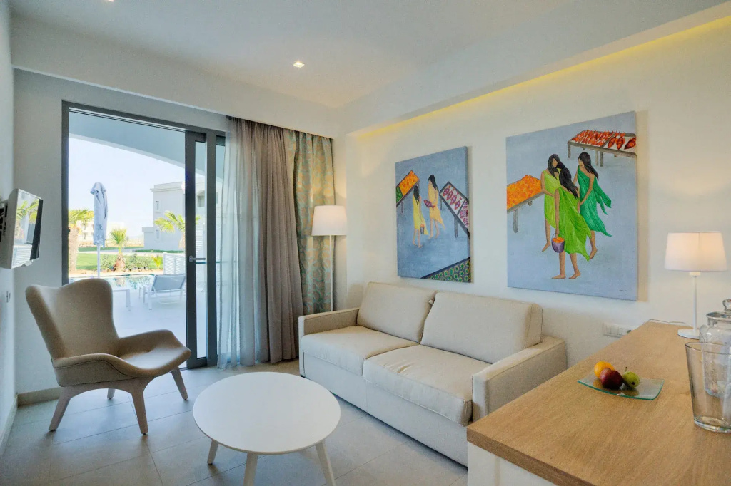 Private Pool Double Junior Suite (full double bed)