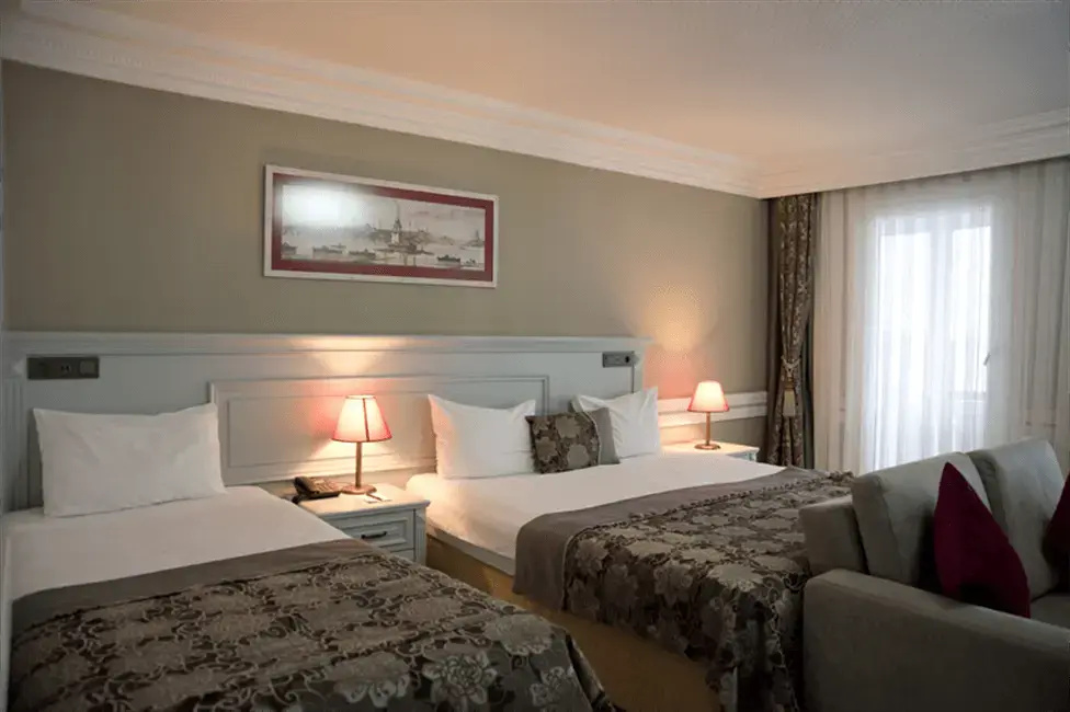 Double Suite with balcony and with sea view (full double bed)