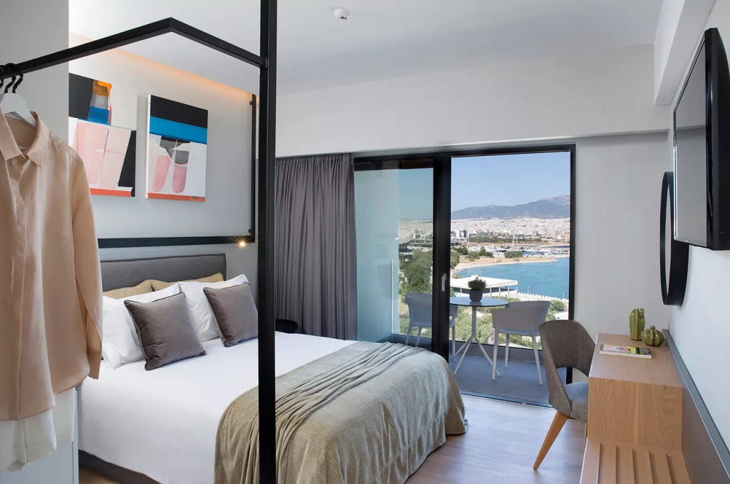Superior Double room with sea view (full double bed)