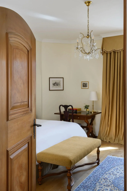 Hitchcock Double Suite (full double bed)