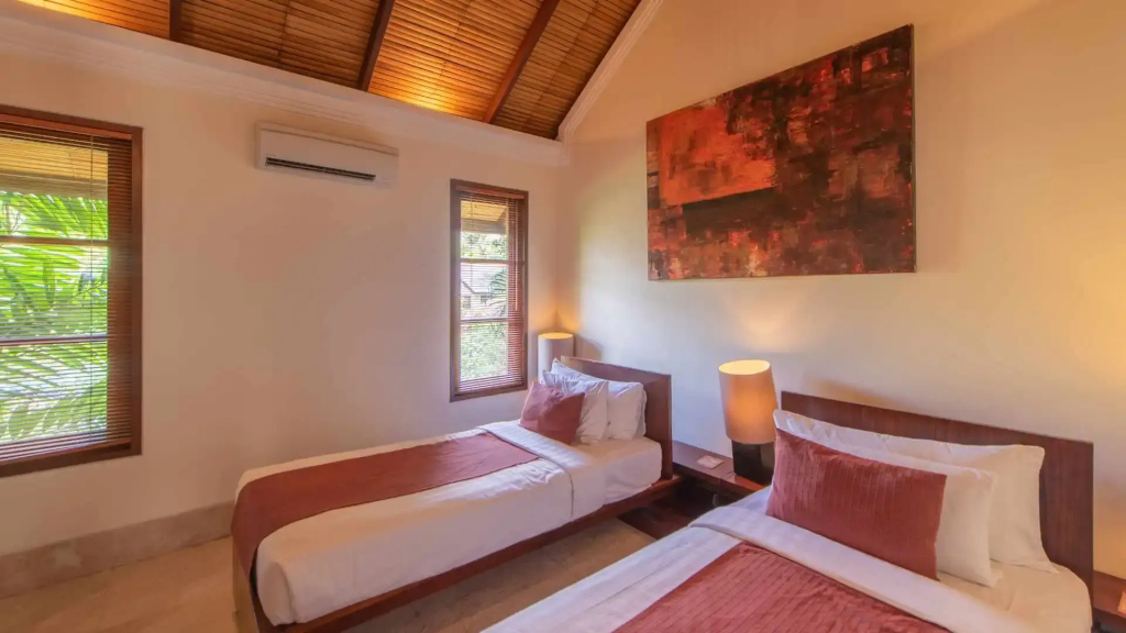 3 Bedrooms Pool Villa