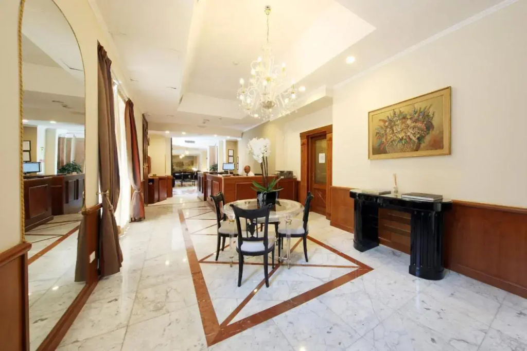 Hotel photo 18