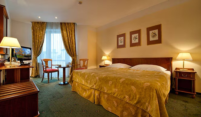 EA Hotel Rokoko - Chambres