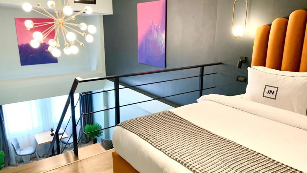 Double Suite Apartment (full double bed)